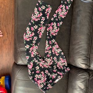 PLACE BLACK PRINT JEGGINGS sz 16 Girls.